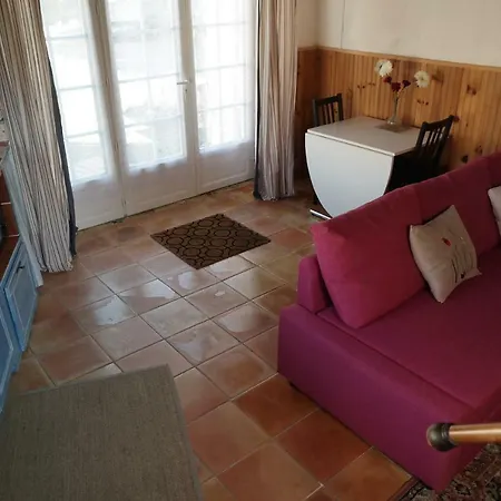 Au Pied Du Chateau Greolieres les Neiges